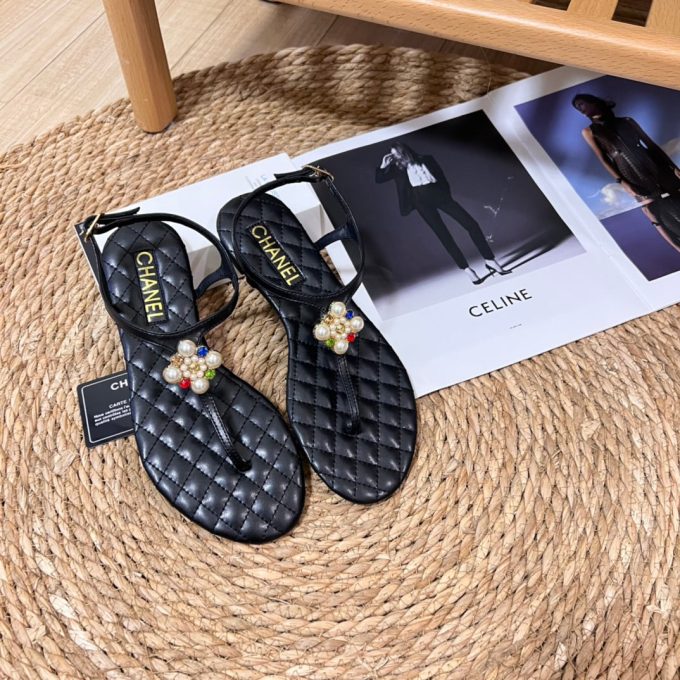 Clover Pearl Flip Flops Sandals - Image 6