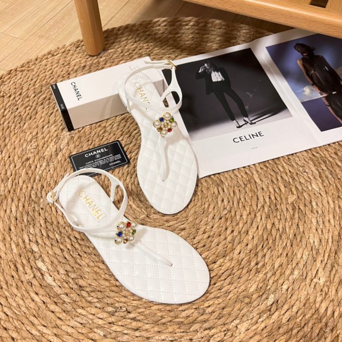 Clover Pearl Flip Flops Sandals - Image 8