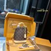 Louis Alma Retiro bag size: 15*20 cm