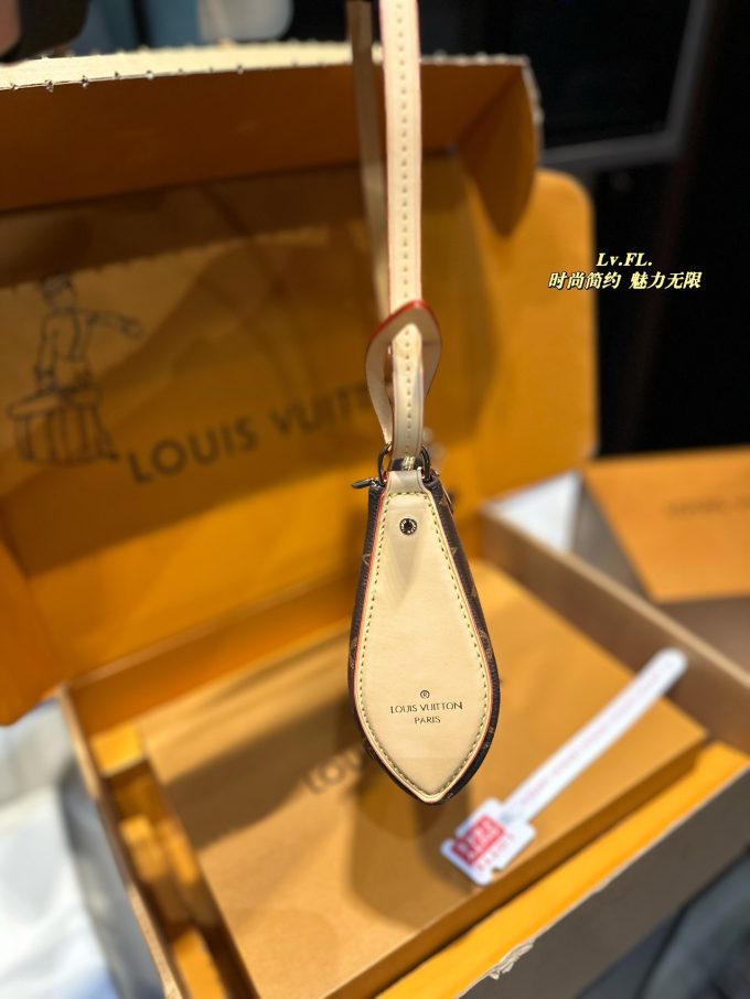 Louis Ss24 new arrival bag size: 21*13cm - Image 3