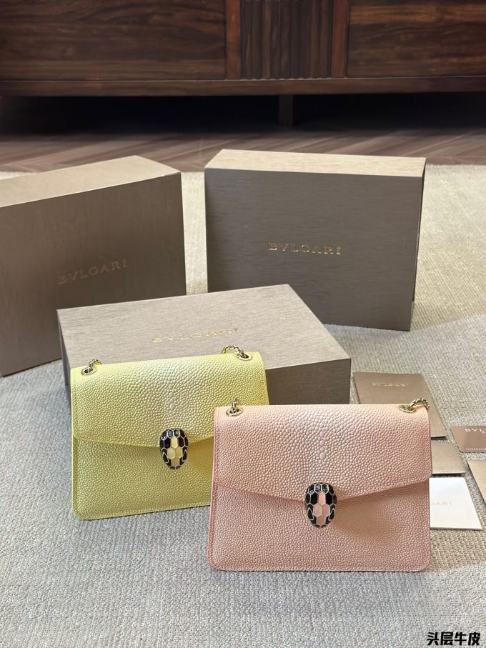 Bvl new arrival Ss24 woc bag size: 20* 16cm - Image 2