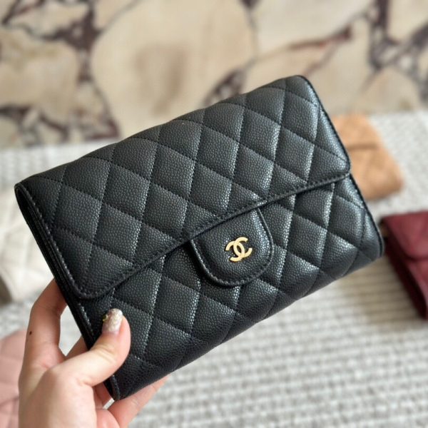 Cc new arrival woc caviar leather bag size: 20cm