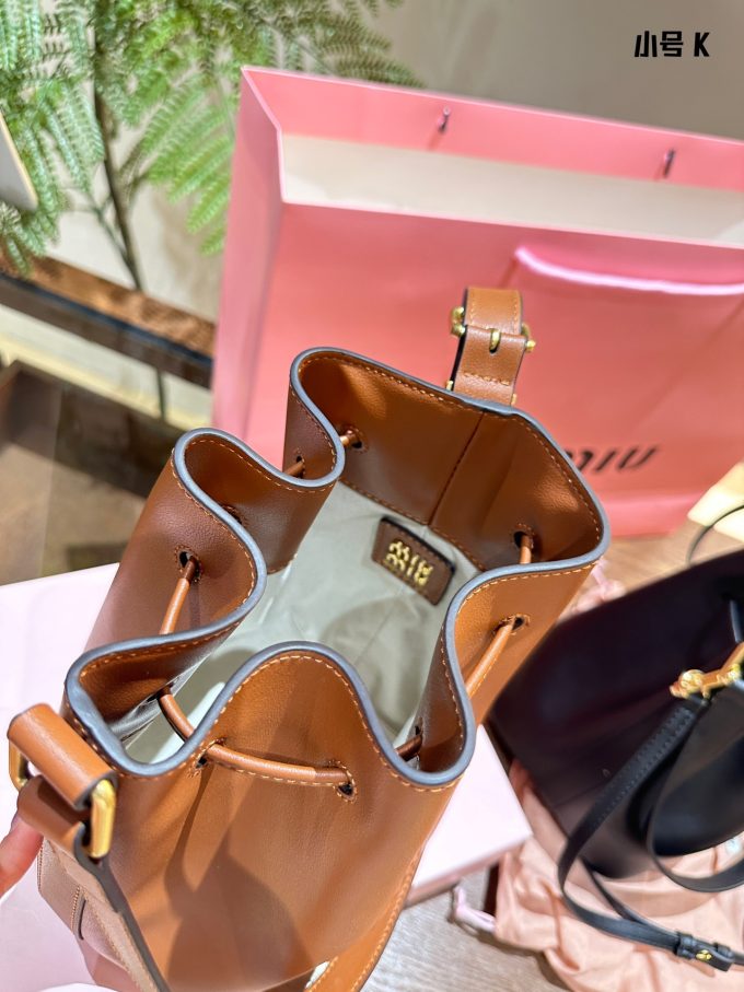 M M new arrival bucket bag size: 16×22 cm - Image 6