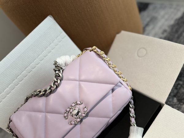 cc new arrival 19 bag size: 25 cm