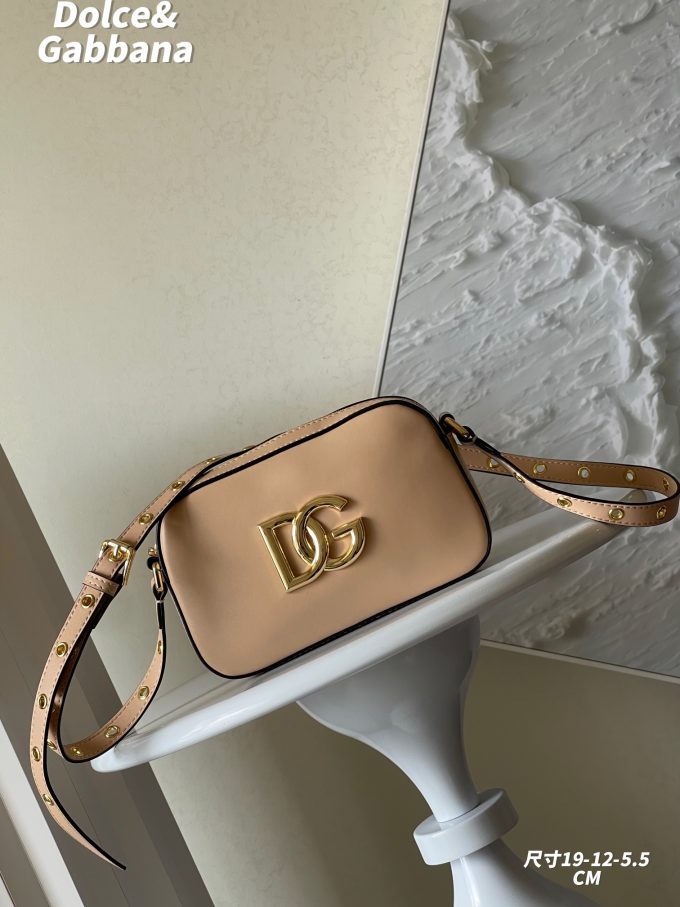 DG new arrival cross body bag size：19*12*5.5cm - Image 4