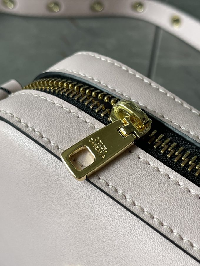 DG new arrival cross body bag size：19*12*5.5cm - Image 12
