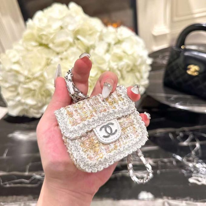 Cc nw arrival mini key chain purse - Image 2