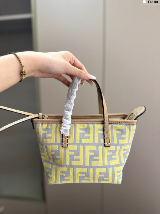 FEN Origami new arrival tote bag size:18*11*15 cm - Image 8