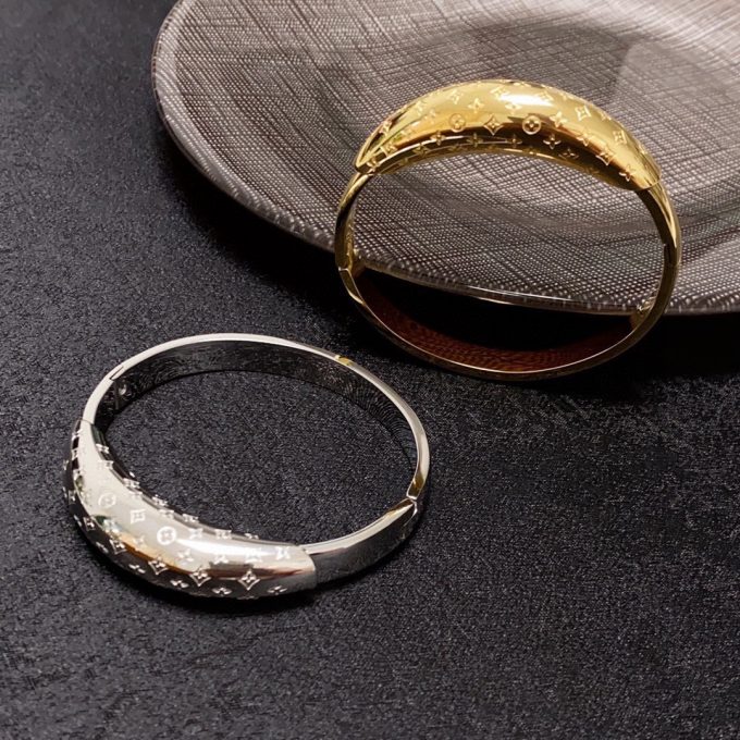 Lv New Arrival Bracelet 0009 - Image 3