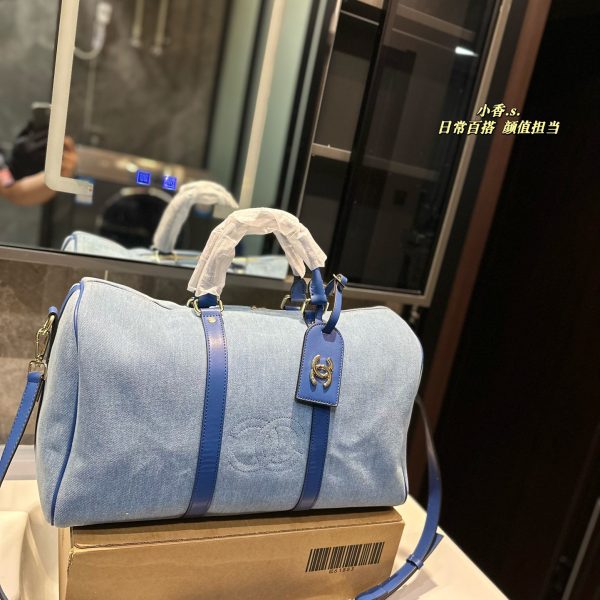 Cc new arrival travel bag size: 45*26 cm