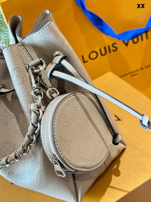 Louis bella NEW ARRIVAL Monogram bag size: 19x22x14 cm