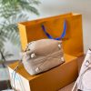 Louis bella NEW ARRIVAL Monogram bag size: 19x22x14 cm