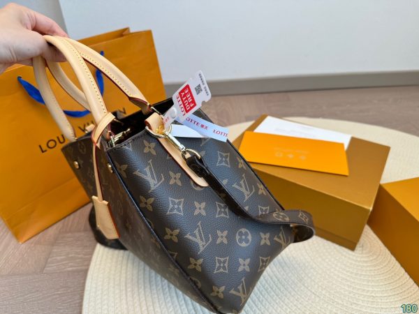 Louis new arrival Montaigne bag