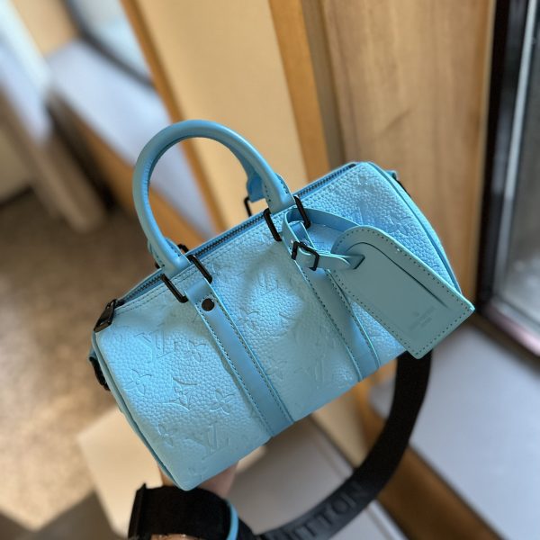 Louis new arrival keepall bag size:25 *12 cm