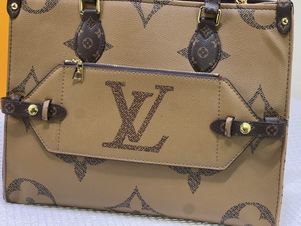 Louis new arrival OnTheGo Voyage bag size:35 cm
