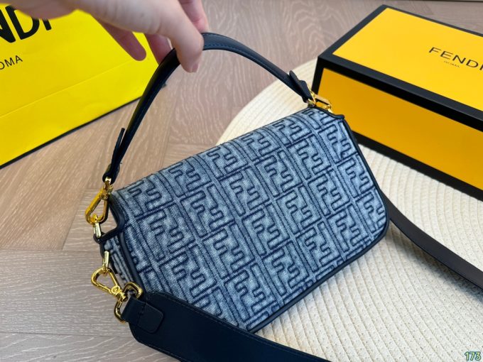 Fen new arrival bag size: 25 * 14 cm - Image 7