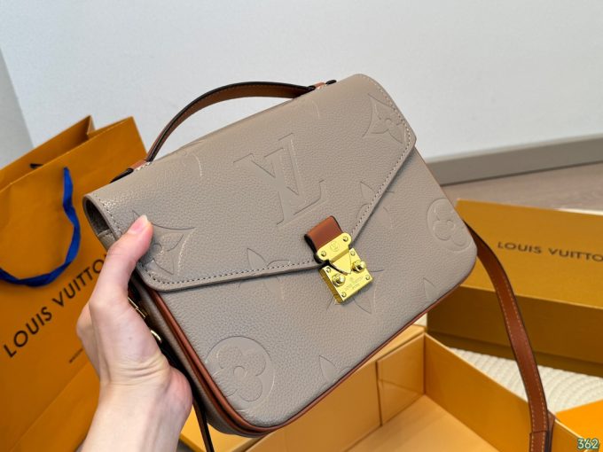 Louis 2024 new arrival Pochette bag size: 24 * 18 cm - Image 15