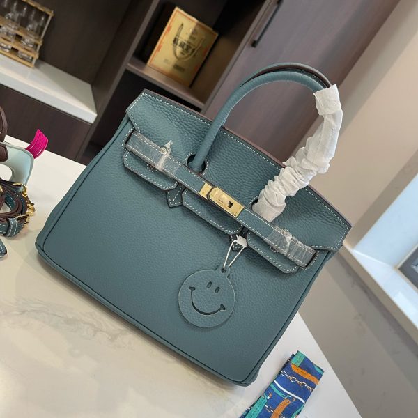 Her new arrrival Birkin togo leather bag size: 25 cm