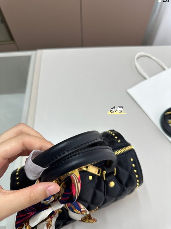 Y new arrival boston bag size: 20??13 cm