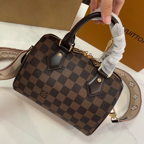 Louis new arrival speedy bag size: 20*14cm