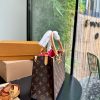 louis new arrival lock&go tote bag size: 25*20 cm