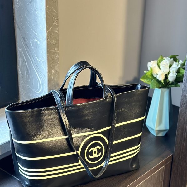 cc new arrival tote bag size: 38 * 27.5  cm