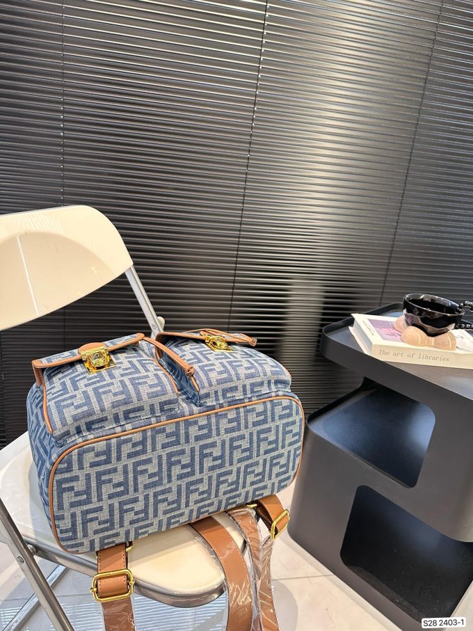 Fen new arrival backpack bag size： 32 * 36  cm - Image 2