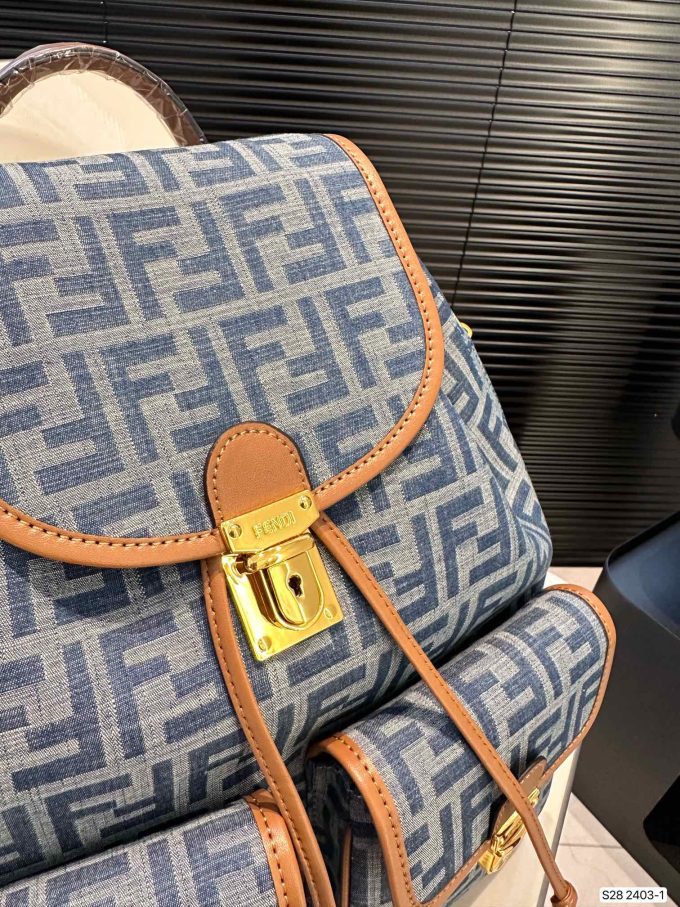 Fen new arrival backpack bag size： 32 * 36  cm - Image 3