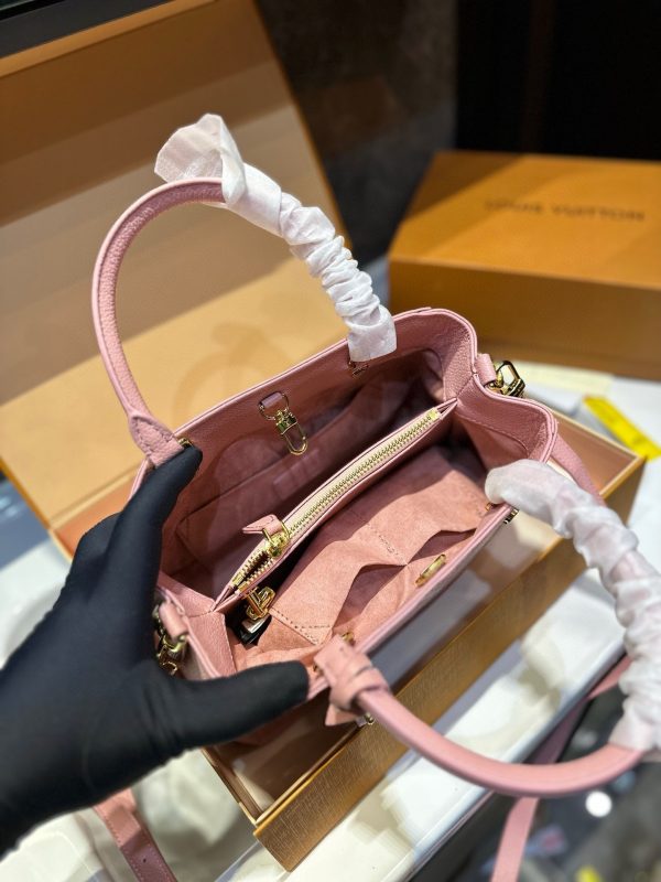 Louis 2024 new arrival Montaigne bag size: 28 * 20 cm