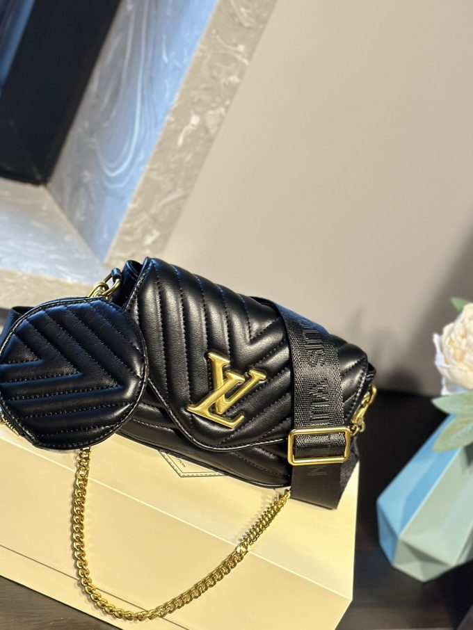 Louis Multi Pochette New Wave size: 21x13x6.5cm - Image 13