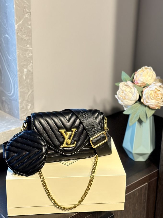 Louis Multi Pochette New Wave size: 21x13x6.5cm - Image 10