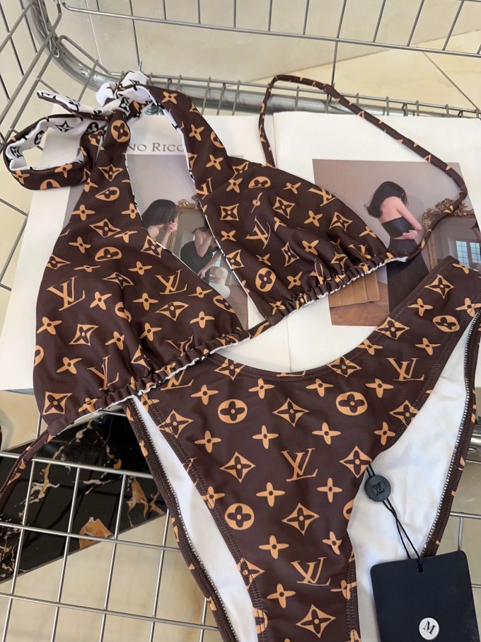 lv bikini set 001 - Image 6