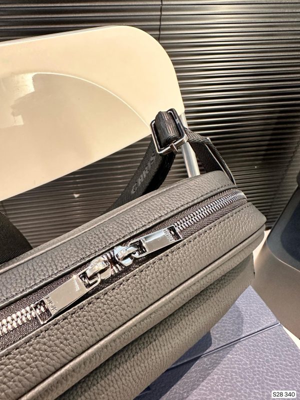 D new arrival camera bag size;24 * 17 cm