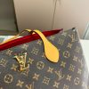 Louis new arrival tote bag size: 43.13.27 cm