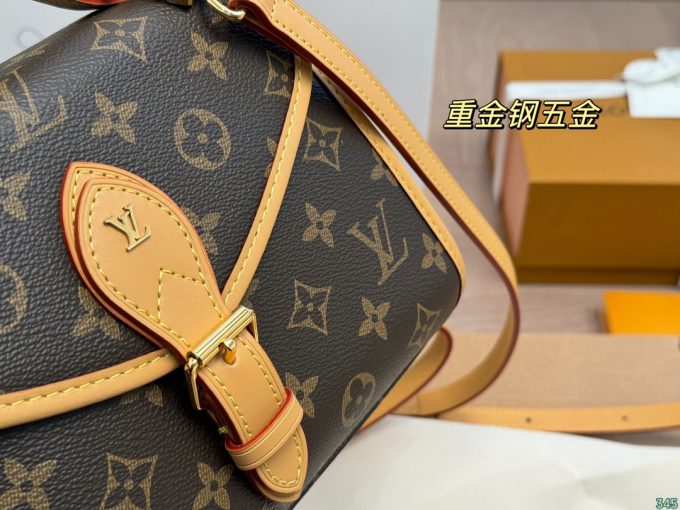 Louis new arrival ivy bag size: 23 * 16 cm - Image 3