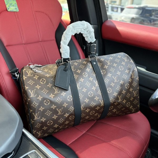Louis new arrival keepall Bandoulière bag size: 45x20x27cm