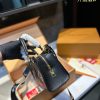 Louis new arrival Onthego East West bag size: 25.14cm
