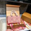 Louis new arrival Onthego East West bag size: 25.14cm