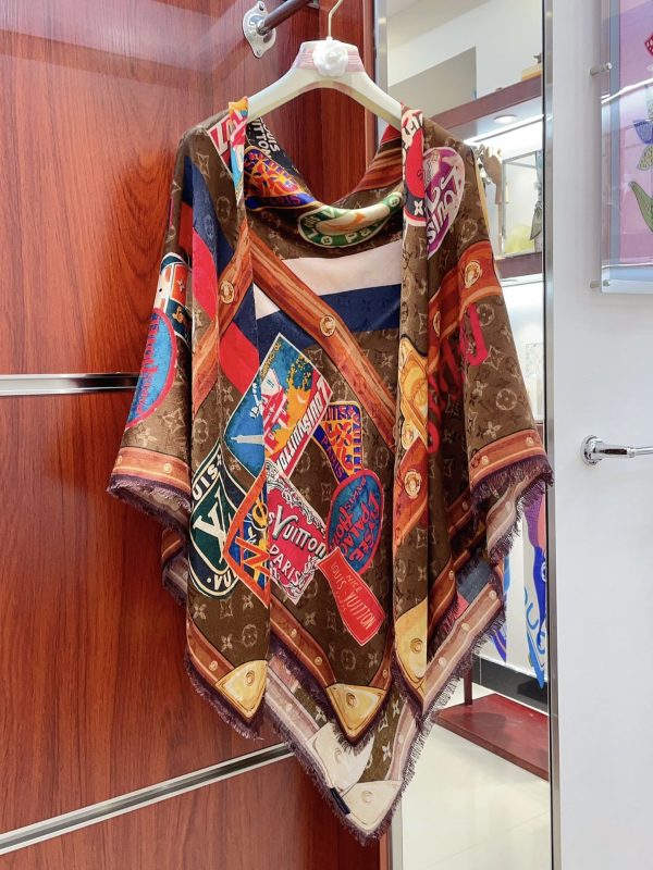 Louis new arrival scarf size: 140*140 cm 036