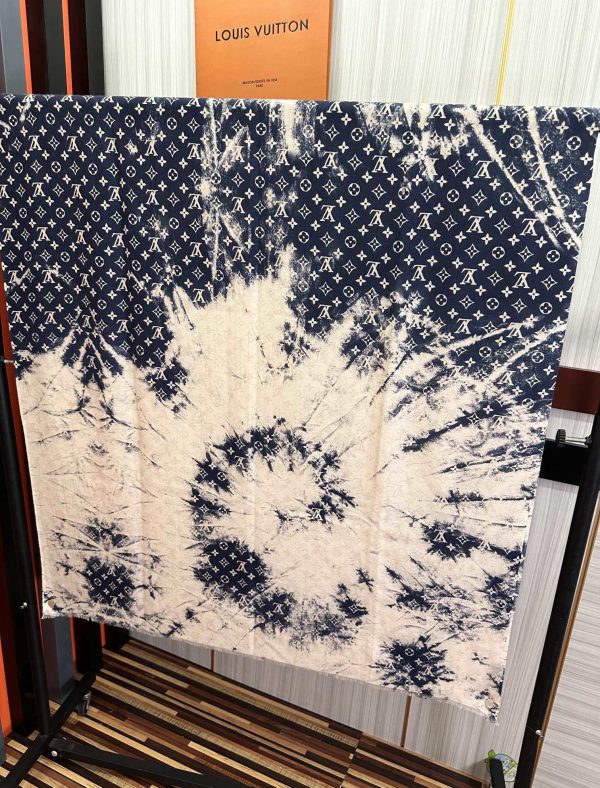 Louis new arrival scarf size: 100*200 cm 040