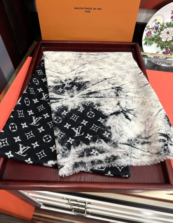 Louis new arrival scarf size: 100*200 cm 040