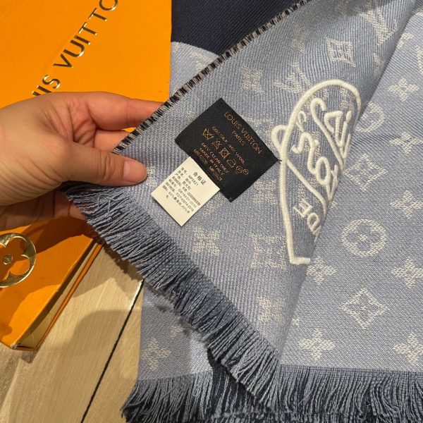 Louis new arrival scarf size: 200*43 cm 033