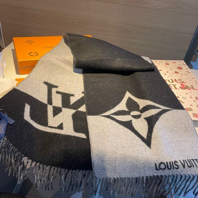 Louis new arrival scarf size: 192*32.5 cm 037 - Image 10
