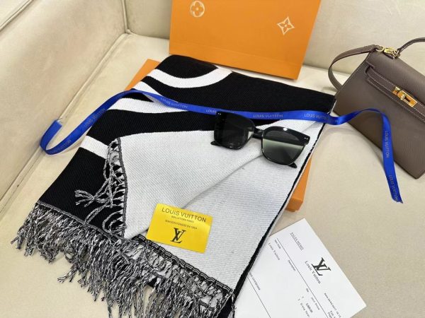 Louis new arrival scarf size: 180*65 cm 027
