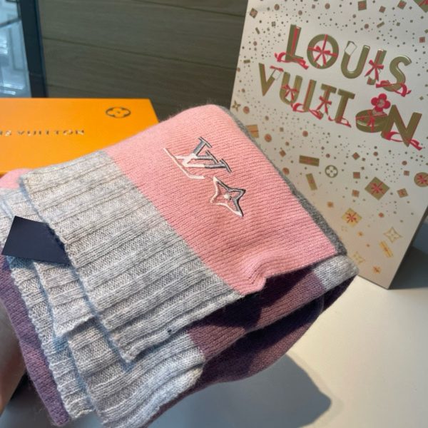 Louis new arrival scarf size: 180*32 cm 015