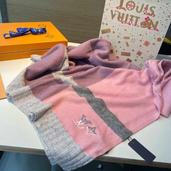 Louis new arrival scarf size: 180*32 cm 015