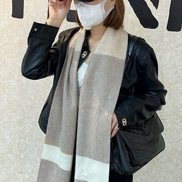 Louis new arrival scarf size: 32*180 cm 001