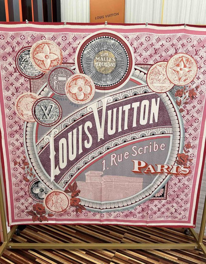 Louis new arrival silk scarf 140*140 cm - Image 11