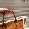 CC new arrival vintage tote bag size: 40*30 cm