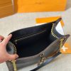Louis new arrival I Low Key onthego bag size: 35 * 30cm